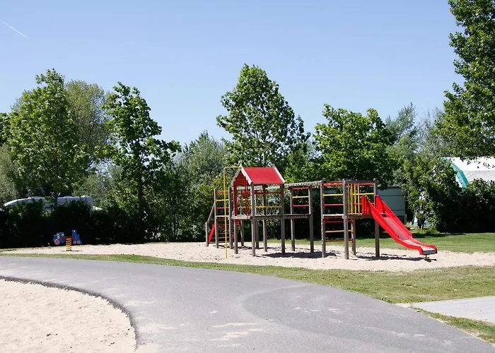 Europarcs Molengroet 홀리데이파크 4*