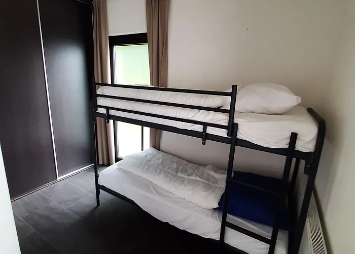 假日公园 Europarcs Molengroet 4*